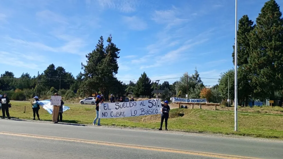 Desde la institución adelantaron, que el resto de sus haberes serían abonados el 24 de marzo. Fotos: Gentileza.
