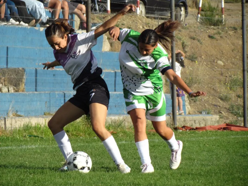 Al Margen, en primera divsión, protagonizó una de las goleadas de la fecha 4. Foto gentileza LMFF. 