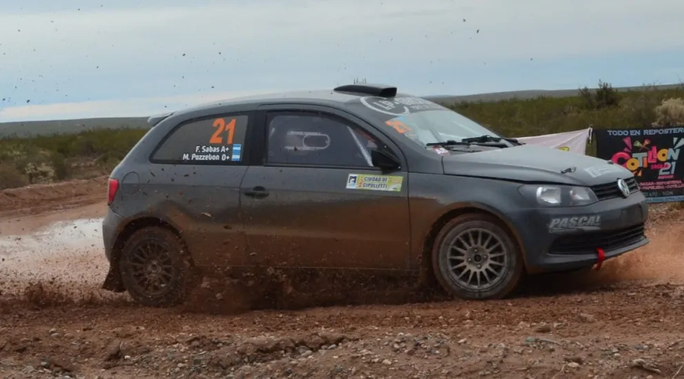 Facundo Sabas y Mauro Pozzebón festejaron con el rendidor Gol Trend. Foto: gentileza.