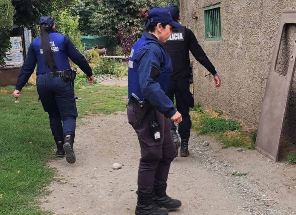 Intensa búsqueda para dar con los dos prófugos tras el ataque en Pioneros. Foto gentileza. 