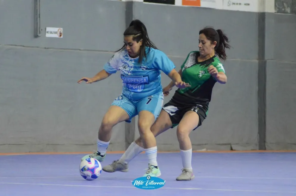 ¡Vuelve el femenino a Adeful! Foto gentileza: Milo Villarroel