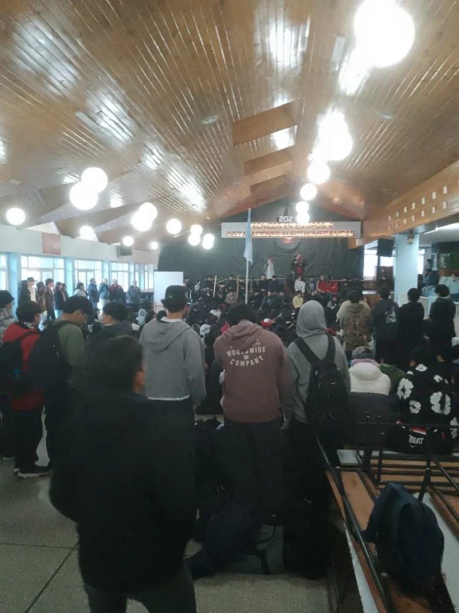 CET N°2: nueva protesta de la comunidad educativa por calderas rotas y promesas incumplidas
