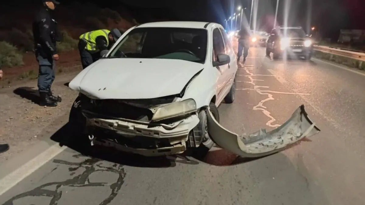 Jefe policial de Seguridad Vial chocó borracho en Ruta 7 y huyó del hospital