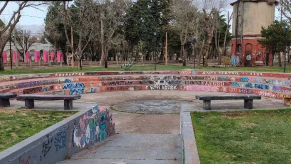 Actualmente en el sector, pernoctan personas en situación de calle.