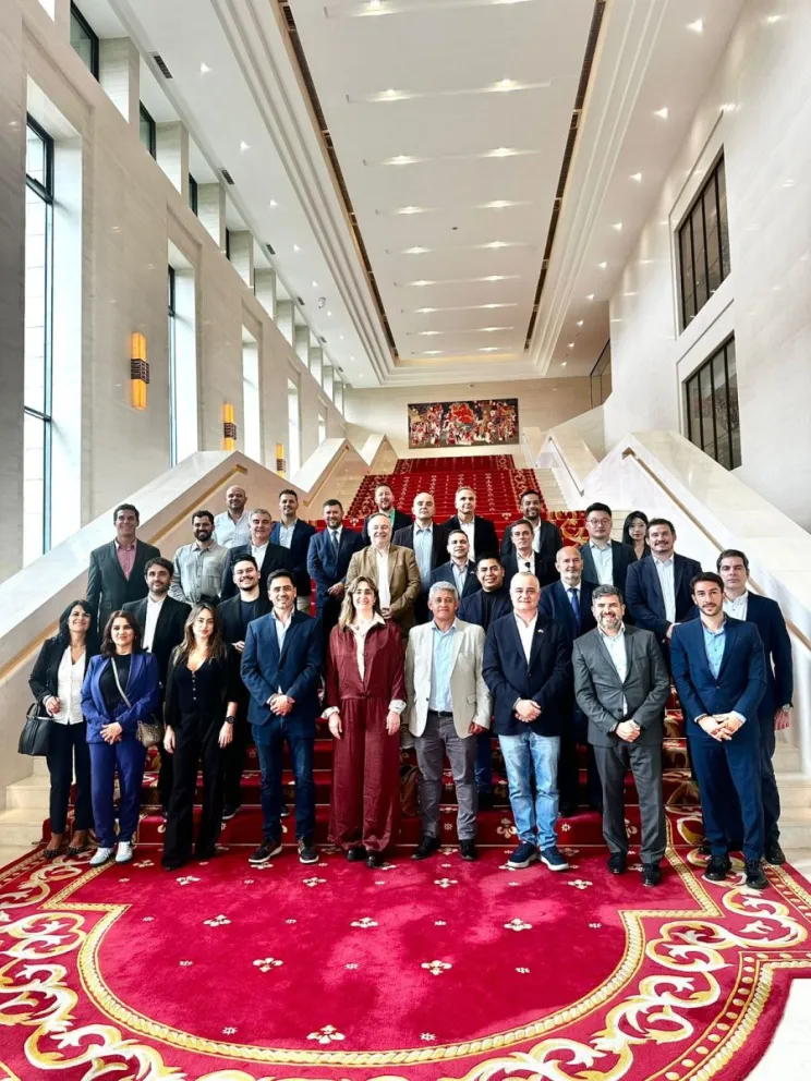 El viaje buscó incorporar nuevos conocimientos y tecnologías para los servicios. Foto: CEB.