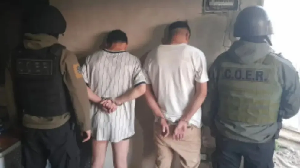 Durante el operativo también fue demorada otra persona mayor de edad, acusada de encubrimiento. Foto gentileza 