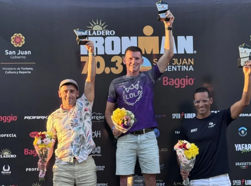 "Guille" García, a la izquierda. Otro brillante podio. Fotos: gentileza.