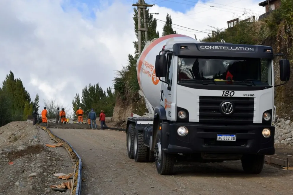 La obra, a pesar de los inconvenientes por los daños, continúa avanzando. Foto gentileza 