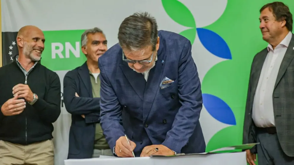 La obra ampliará la capacidad de producción de agua potable en San Antonio y Las Grutas. Foto: Gobierno de Río Negro.