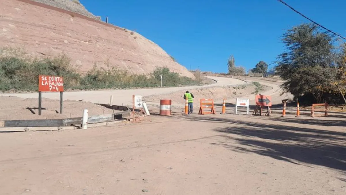 Corte total en la Bajada de Nueva España: cómo serán los desvíos y ...