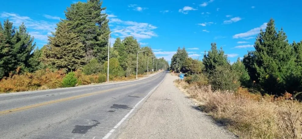 El portal de ingreso aéreo de Bariloche ingresa en etapa de licitación para su repavimentación. Foto gentileza 