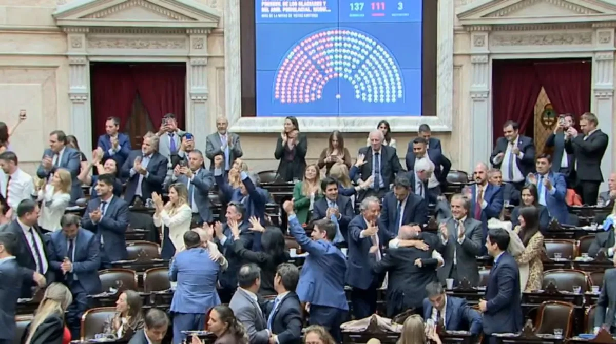 Diputados sancionó la reforma de la Ley de Glaciares tras 11 horas de debate