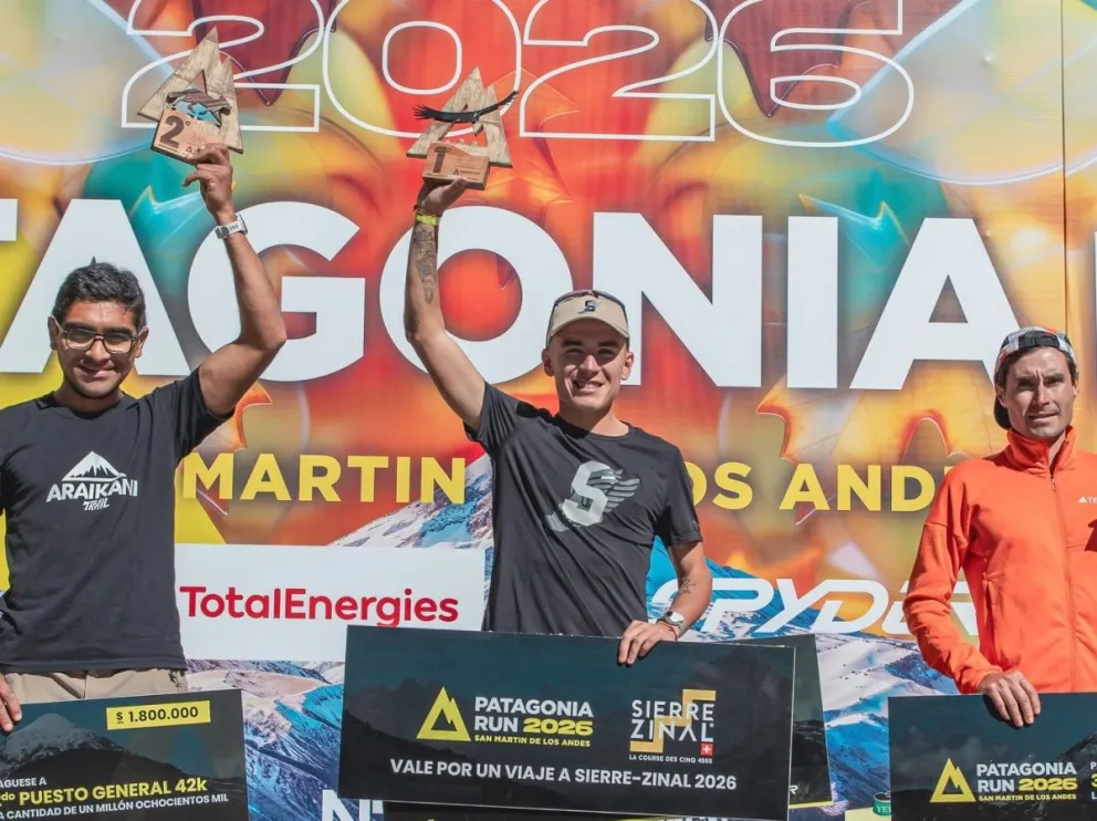 El podio en caballeros,. A la izquierda, Javier Mariqueo. Fotos: prensa Patagonia Run.