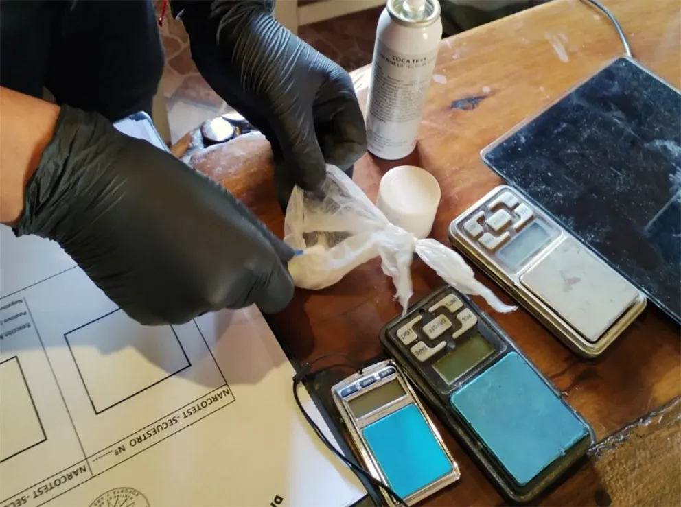 El operativo se realizó en el barrio San José de El Bolsón. Fotos: Gobierno de Río Negro.