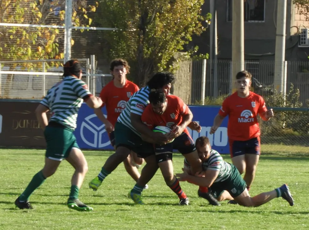 En un desarrollo parejo, Marabunta hizo la diferencia en la parte final de la tarde. Fotos: Adrián Hernández.