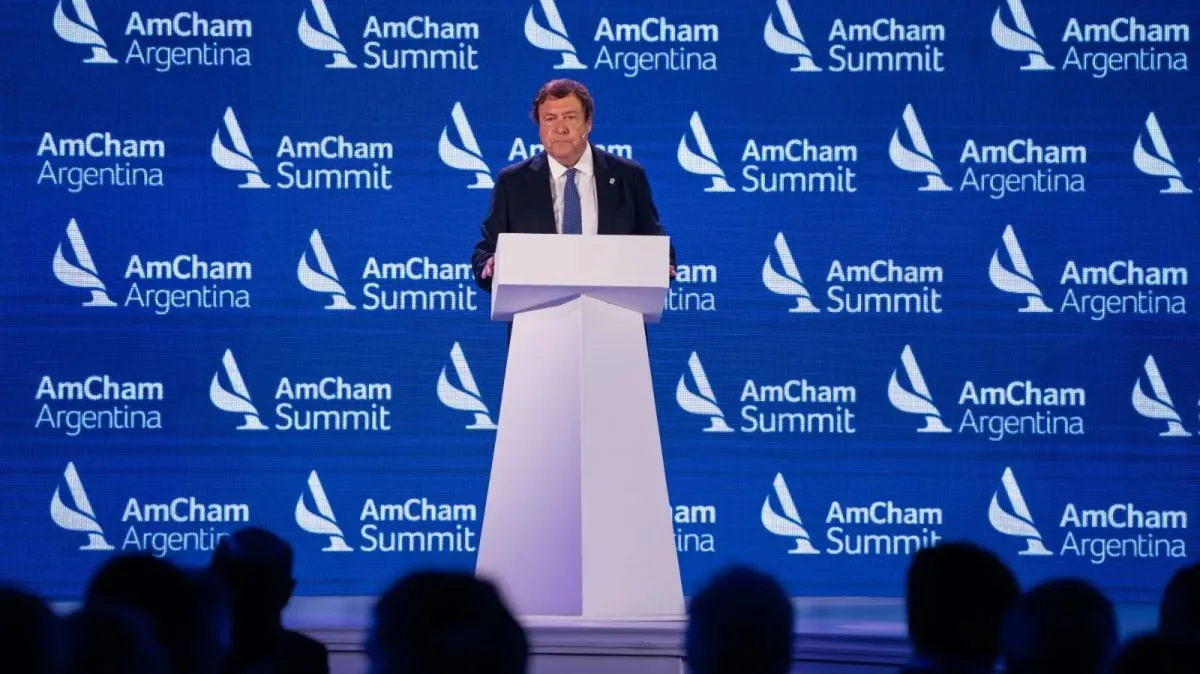 Weretilneck presentó en AmCham el perfil productivo de Río Negro para atraer inversiones