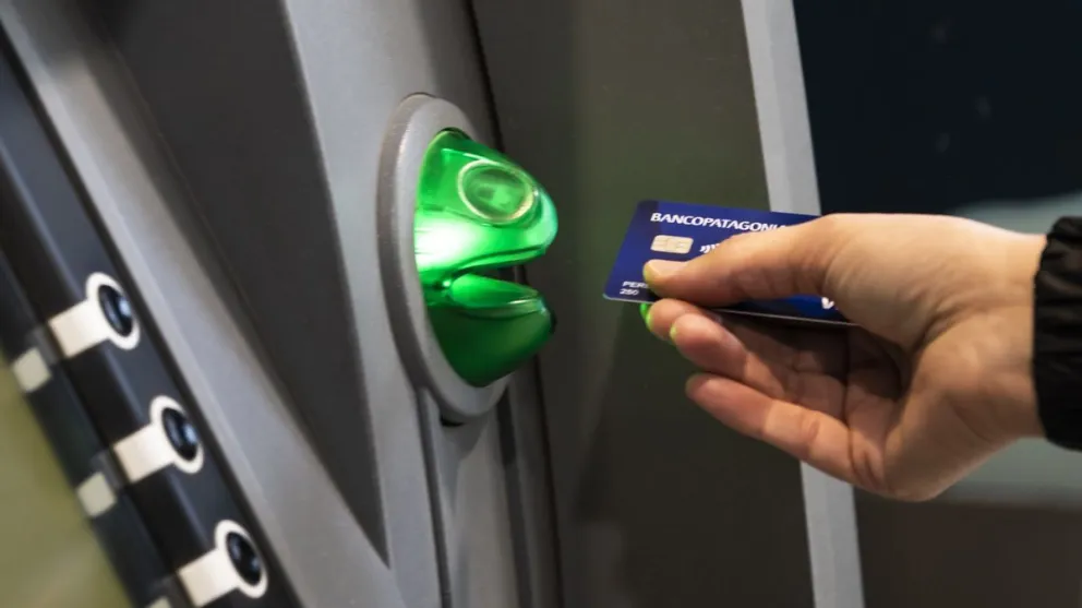 Se confirmó el pago del concepto Indumentaria en dos cuotas de $125.000. 