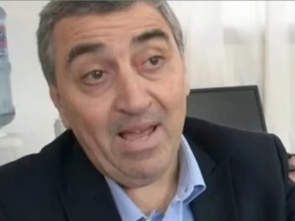 Szuchet es abogado penalista, vicepresidente del Consejo Argentino para el Desarrollo y los Derechos Humanos.