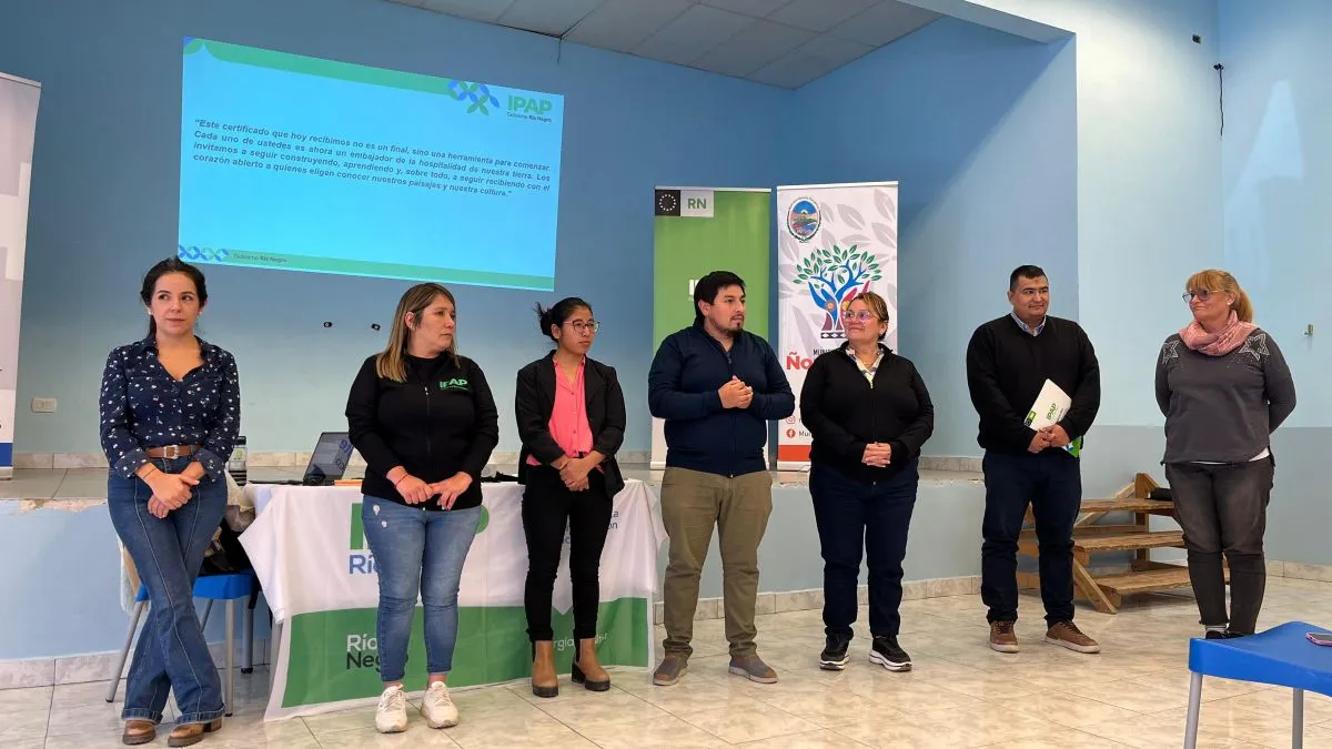 El IPAP firmó convenios con Dina Huapi, Ñorquinco y El Bolsón para capacitar agentes municipales