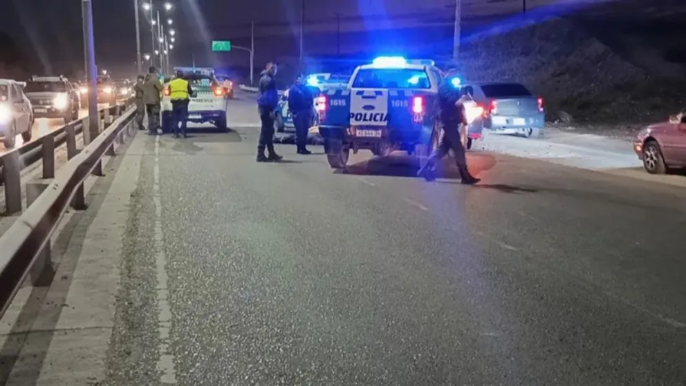 El motociclista habría muerto en el lugar.