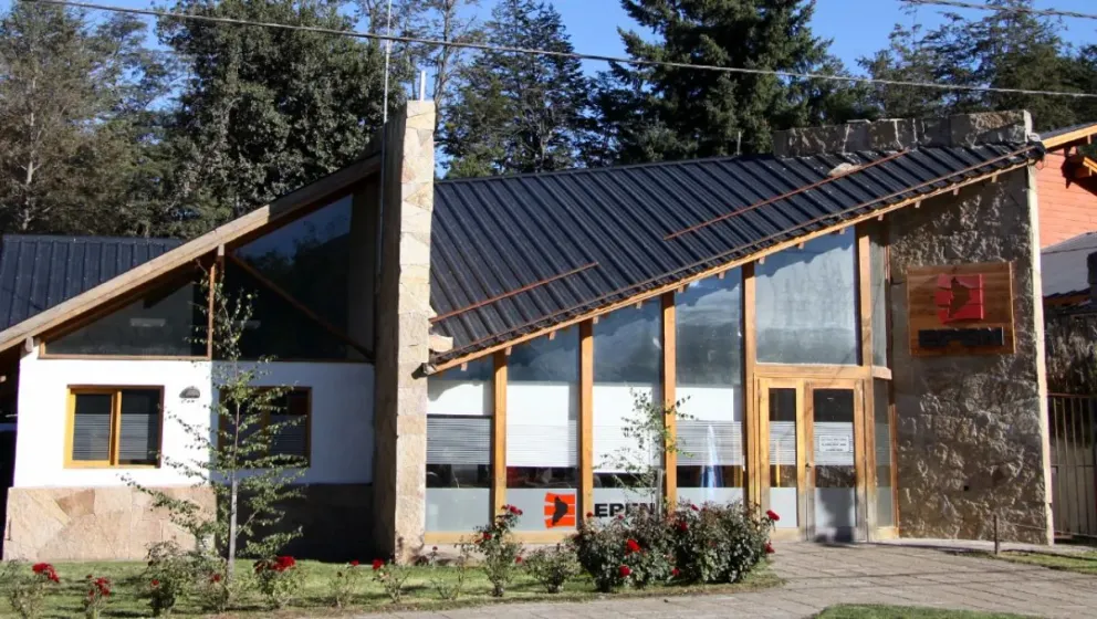 Desde la entidad señalaron que no envían códigos ni enlaces, y tampoco gestionan pagos por vía telefónica.