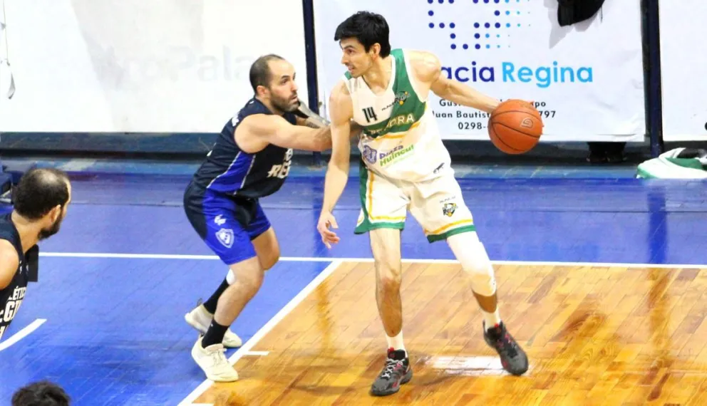 Pérfora ganó en Regina y sigue en la cima de la Conferencia Sur. Foto: prensa Atlético Regina.