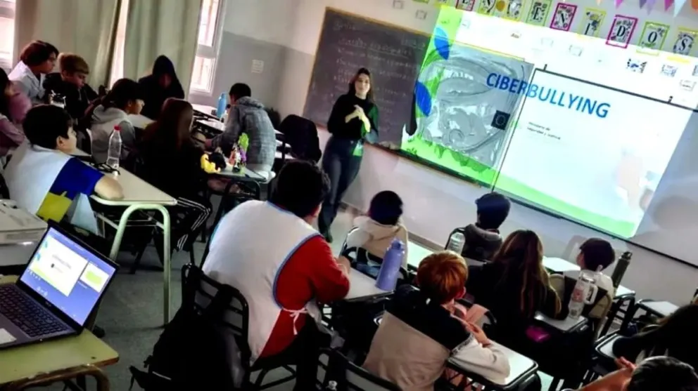 El Ministerio de Seguridad y Justicia refuerza una estrategia de prevención que busca anticiparse a los conflictos, promoviendo herramientas emocionales y sociales desde la infancia.