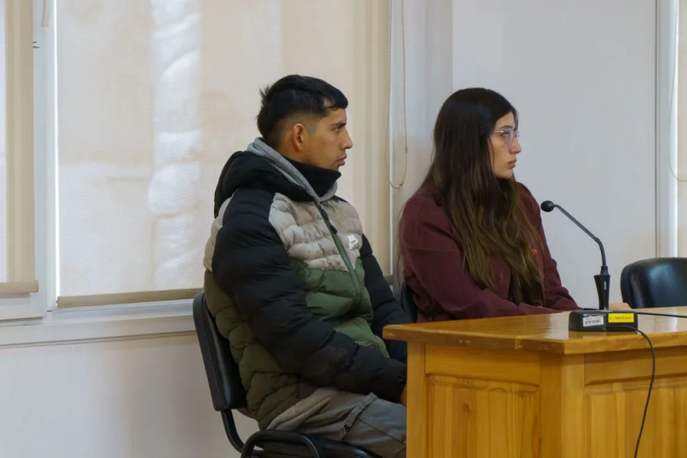 Santiago Avilés fue imputado por el hecho que ocurrió el sábado por la tarde en la intersección de Siempre Viva y Cacique Huicaleo. Foto: Marcelo Martínez.