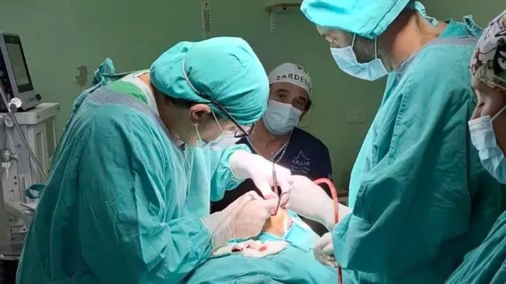a intervención resultó exitosa y la paciente se encuentra actualmente en recuperación. Foto gentileza