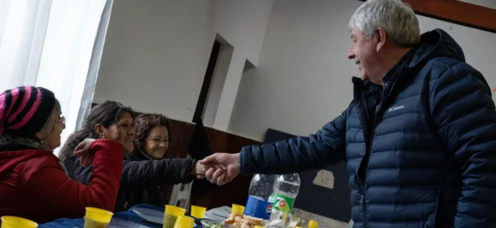Cálido festejo en el barrio 28 de Abril con motivo de sus 31 años. Foto gentileza 