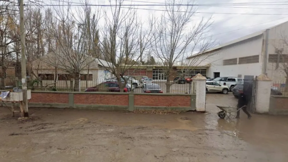 La mujer había temprano del trabajo.