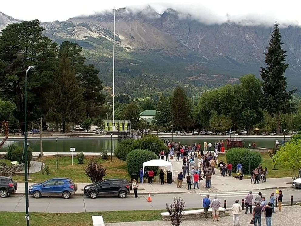 Los hechos involucran dos hurtos y un robo, y fueron reconstruidos a partir de denuncias y del análisis de cámaras de seguridad