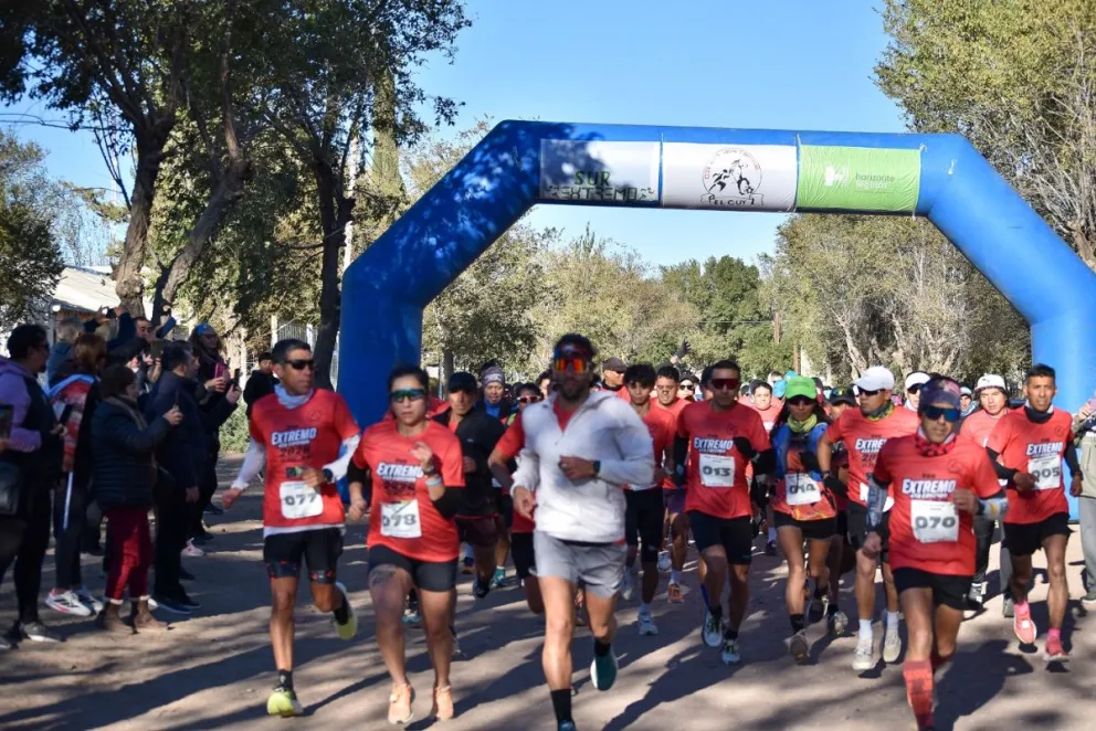 El tercer capítulo le ganó a una jornada fría en El Cuy. Fotos: Marcelo Merlo.