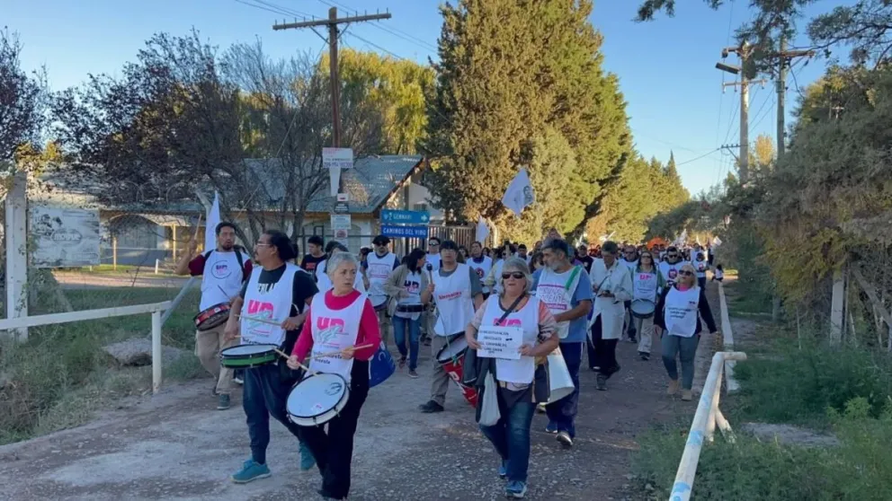 El reclamo por mejoras salariales entre docentes y el Gobierno suma un nuevo capitulo. Foto gentileza 