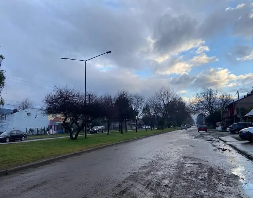 El accidente ocurrió sobre la avenida San Martín de El Bolsón. Foto: ilustrativa.