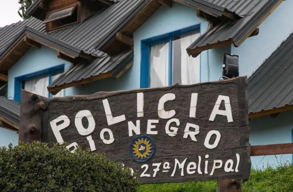 La fisonomía del detenido coincidía con la de la persona registrada en las cámaras de seguridad del local.