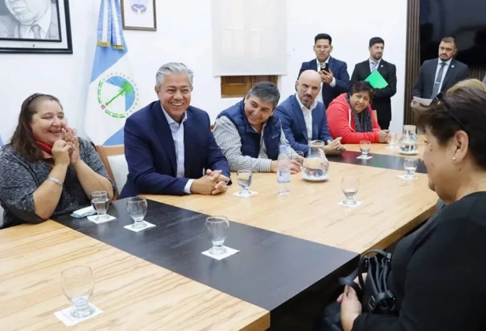 El gobernador manifesto su compromiso con los trabajadores.