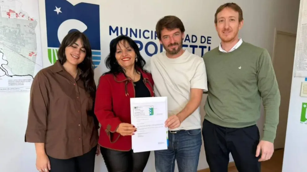 La Provincia entregó nuevas personerias jurídicas en Cipolletti.