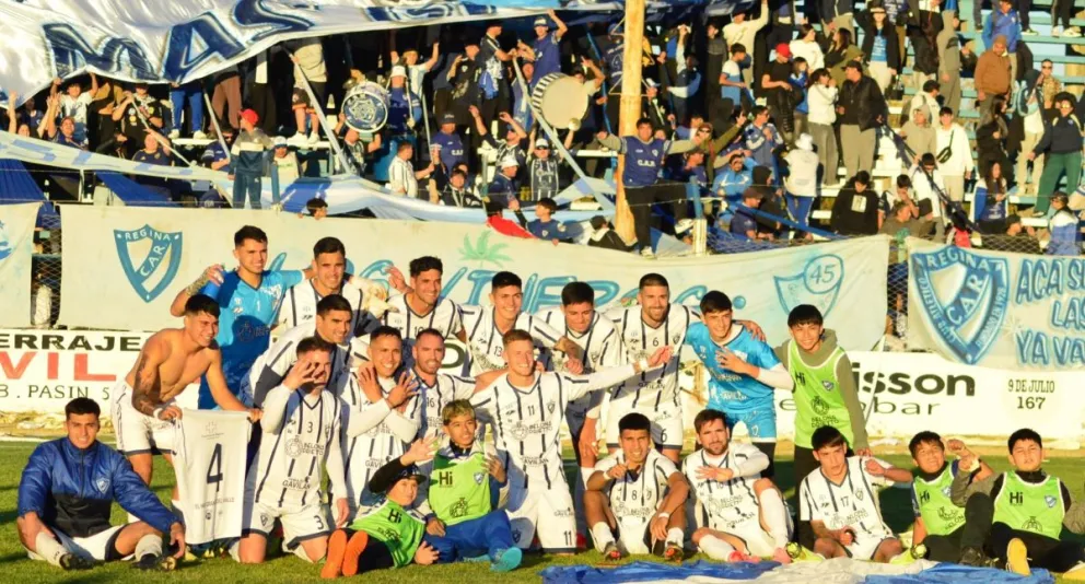 Regina ganó el clásico de "La Perla del Valle" y es único puntero. Foto: prensa Atlético Regina.