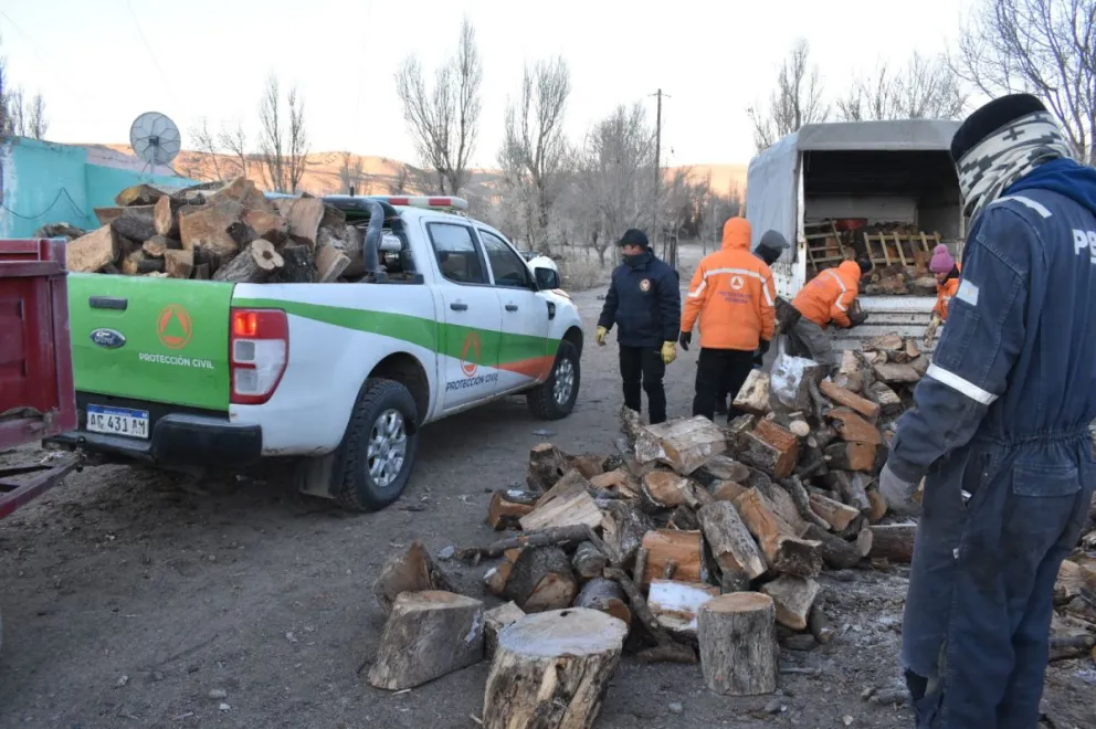Ya se cuenta con un cronograma para comenzar con la entrega de leña. Foto gentileza