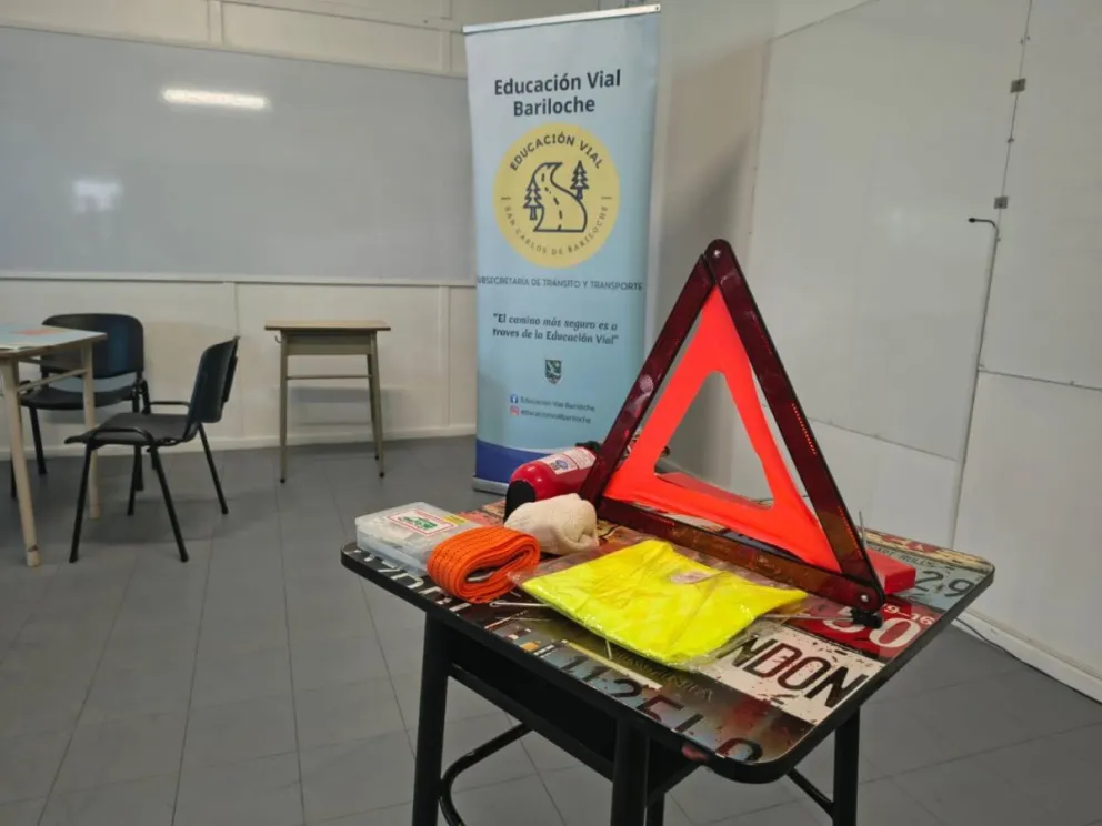 Las jornadas de Educación Vial se realizan en escuelas e instituciones. Foto: Municipalidad de Bariloche. 