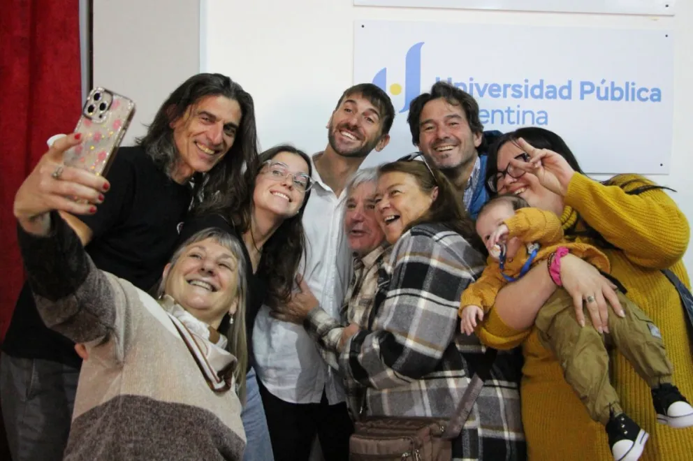 Nuevos profesionales en carreras vinculadas a biología, enfermería, educación física e historia. Foto gentileza 
