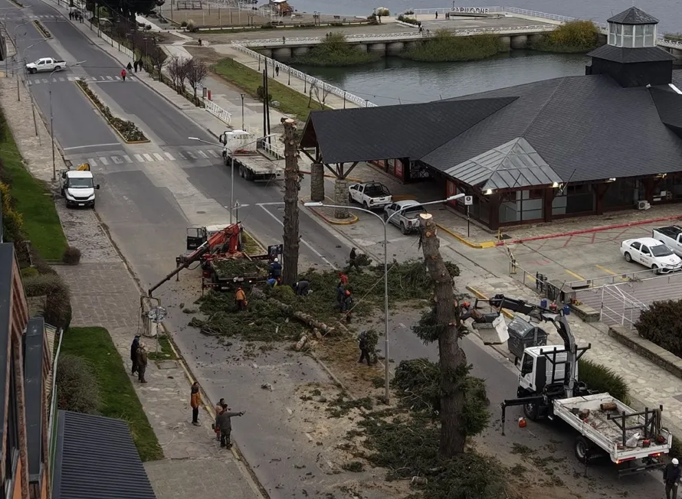 El tránsito continúa cortado en algunos tramos de la avenida 12 de Octubre. Foto: ilustrativa Municipalidad de Bariloche-