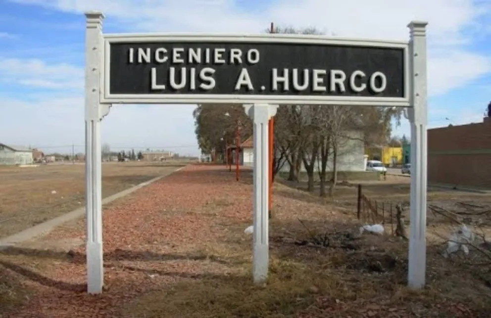 El accidente ocurrió en un barrio de Huergo.