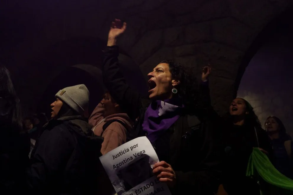 11 años después, la calle sigue siendo el lugar de reunión de miles de mujeres. Fotos Marcelo Martínez.