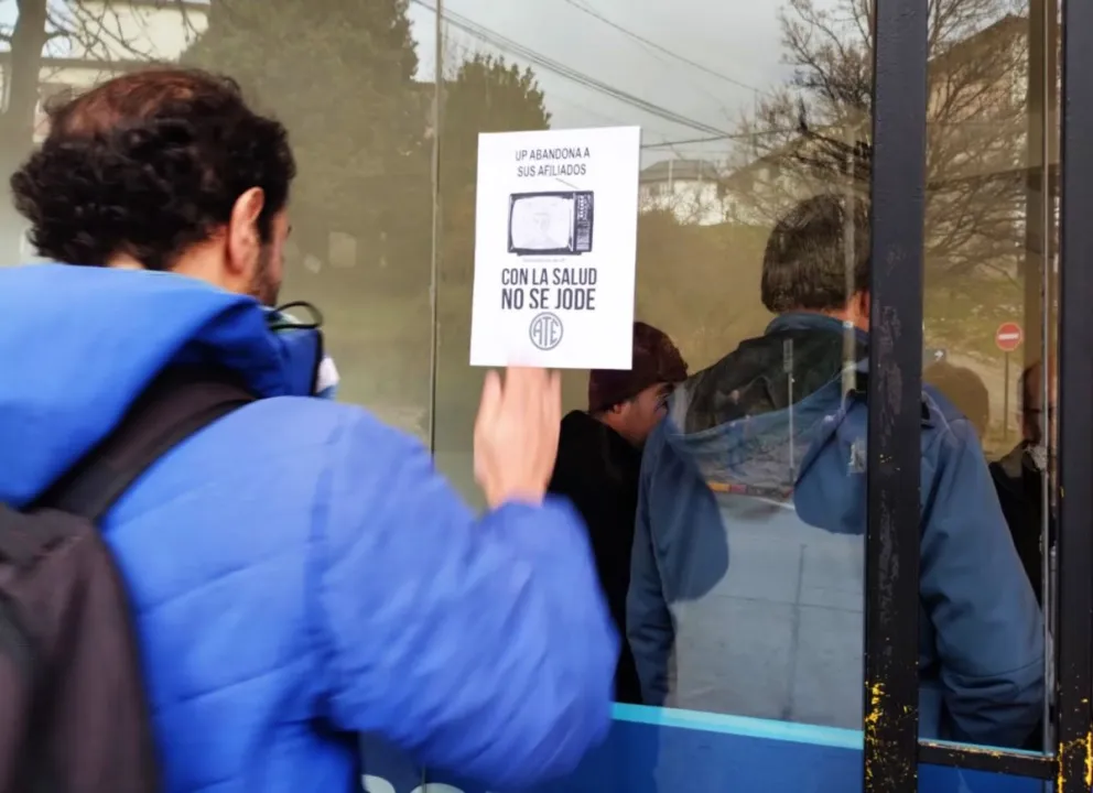 Son varios afiliados en la ciudad que no pueden acceder al servicio de salud. Foto gentileza 