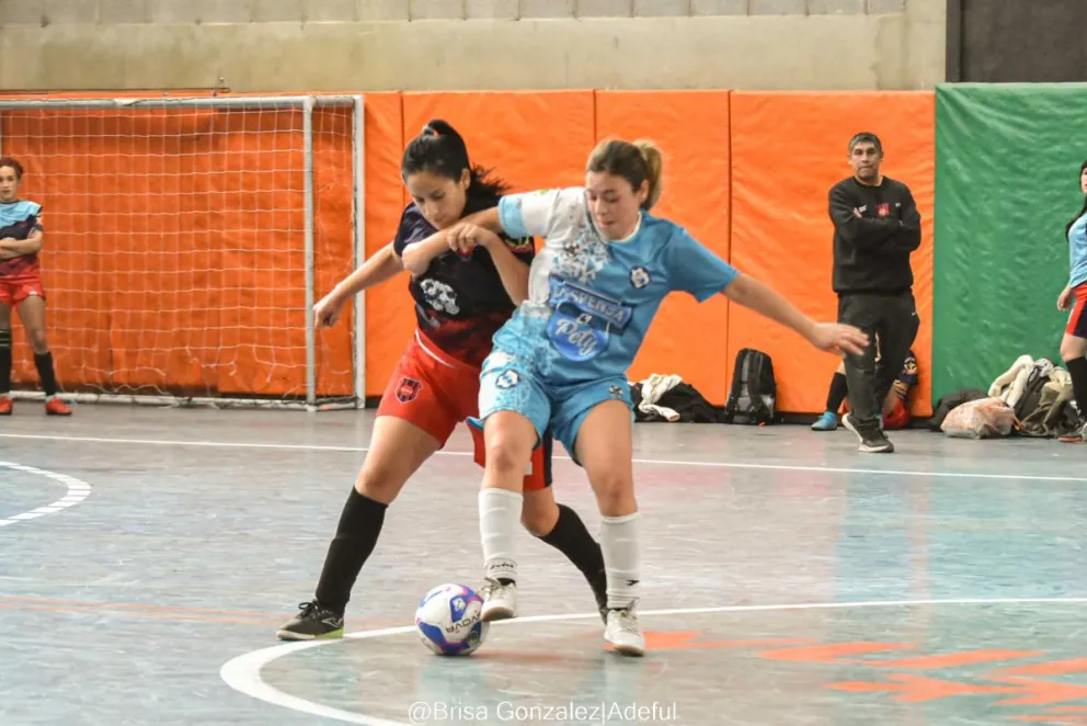 Las recientemente ascendidas Alte Brown B debutaron en la máxima categoria con un empate ante Pepona. Foto:Brisa Gonzalez