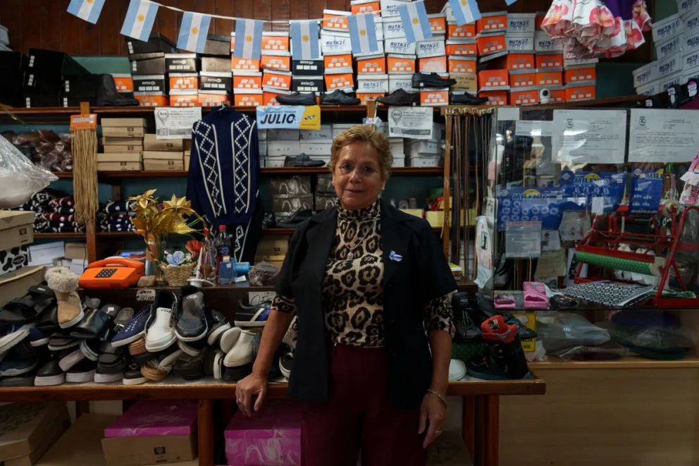 Zapatería del Sur vistió a más de tres generaciones de barilochenses y habitantes de la Línea Sur. Fotos: Marcelo Martínez.