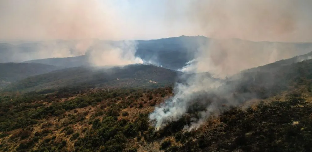 Néstor Vidal advierte sobre los peligros de los megaincendios de sexta generación basándose en las recientes crisis forestales ocurridas en Europa.