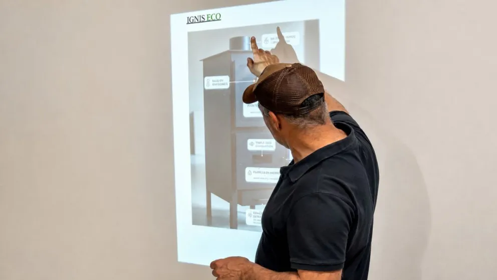 Los modelos a prueba son una estufa de doble combustión y una estufa rusa modular de inercia térmica.